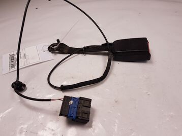 Attache ceinture sécurité avant gauche occasion - Nissan NV400 - 8684300Q0C