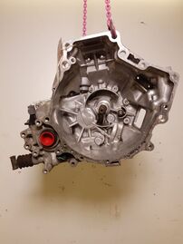 Boîte de vitesses occasion - Mazda 323 - M2G5MZ02TF0402934