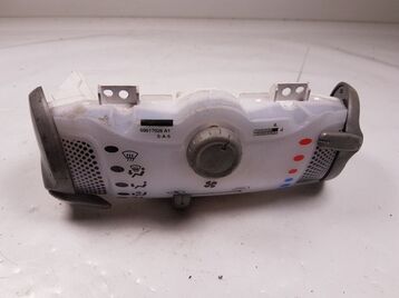 Commande de chauffage occasion - Peugeot 107 - GPA-21-0005091