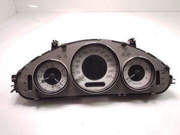 Compteur occasion - Mercedes CLASSE CLS - 2195400947