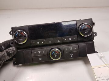 55111 812AD Dodge JOURNEY