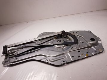 824502D001 Hyundai ELANTRA