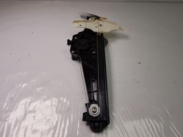 98 126 428 80 Peugeot 5008