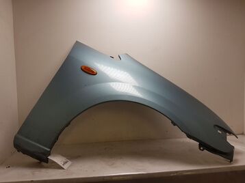 Right front fender used - Mazda PREMACY - C10052111J