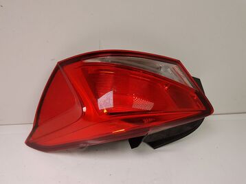 Feu arrière droit occasion - Seat IBIZA - 6F0945208F