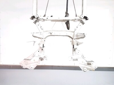 Engine carrier support frame used - BMW I8 - 31106863037