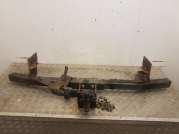 Hitch used - Isuzu D-MAX CREW CAB - G1465