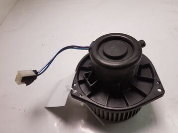 27220-2F906- Nissan PRIMERA