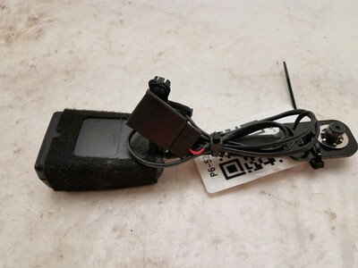 Attache ceinture sécurité avant gauche occasion - Fiat 500L - 735649929