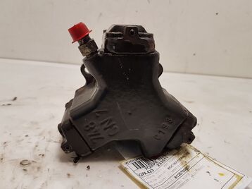 Injection pump used - Mercedes CLASSE ML - 6120700001