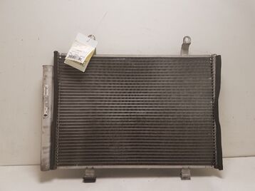 9531068L00000 Suzuki SWIFT