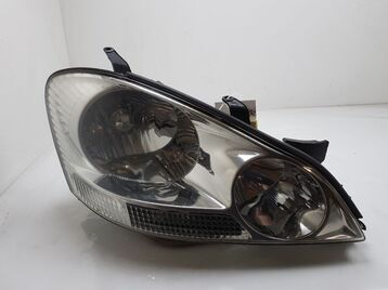 Right headlight used - Toyota AVENSIS VERSO - 8113044140