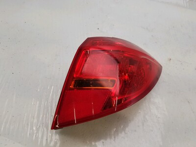 Right rear light used - Opel MERIVA - 13410926