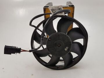 Groupe motoventilateur occasion - Volkswagen PASSAT - 616GPA01271C1GO