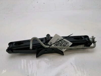 Scissor jack used - Renault MEGANE - GPA-21-0004971 - GPA