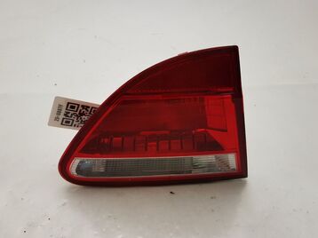 Left hatchback boot light used - Seat EXEO - 3R5945093B - GPA