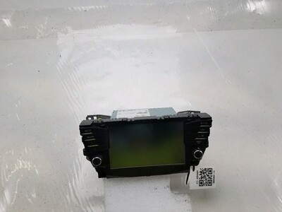 Multimedia radio used - Toyota AVENSIS - 8612005240