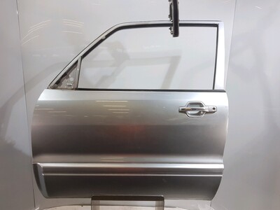 Left door (3-door models only) used - Mitsubishi PAJERO - MN161211