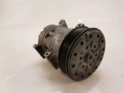 883100F030 Toyota COROLLA VERSO