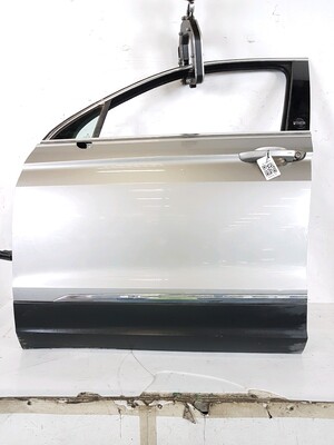 Left front door used - Volkswagen TIGUAN - 5NA831055K