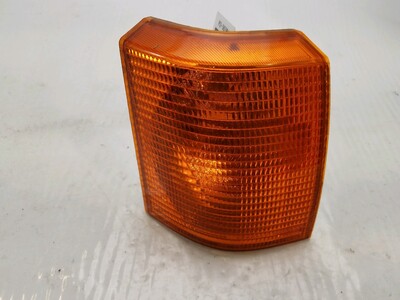 Right front indicator used - Land Rover RANGE - AMR2690