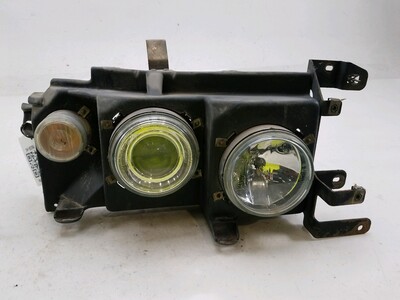 Right headlight used - Mitsubishi PAJERO - MN136502