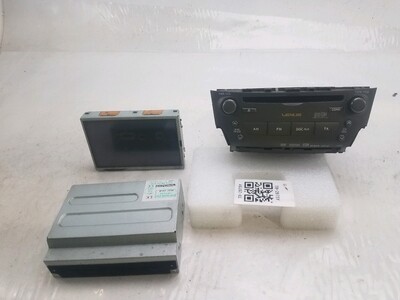 Multimedia radio used - Lexus IS - 8612053400