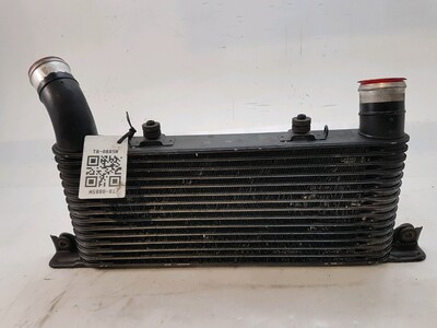 Intercooler used - Mitsubishi PAJERO - MR404751