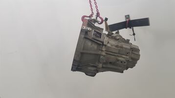 YARIS-KL123-5V Toyota YARIS