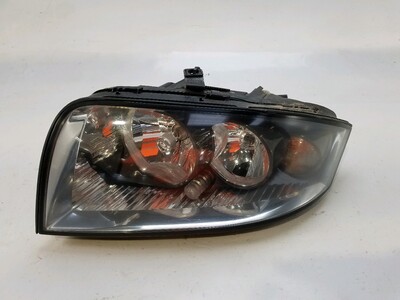 Left headlight used - Audi A2 - 8Z0941003K - GPA