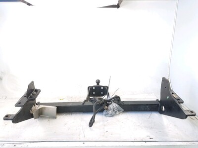 Hitch used - Mercedes CLASSE X - 040-742