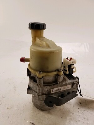Power steering pump used - Dacia LODGY - 491100611R Power steering pump used - Dacia LODGY - 491100611R