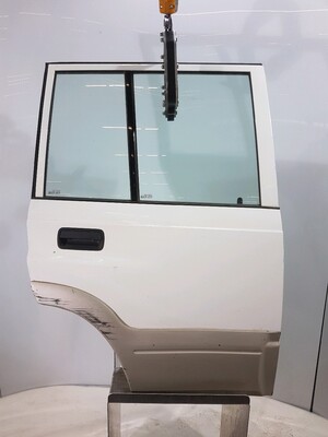 Right rear door used - Suzuki VITARA - 68003-57B11