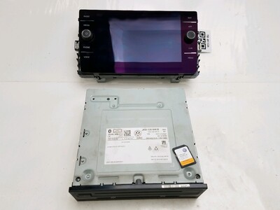 Multimedia radio used - Volkswagen GOLF - 5G6035869E