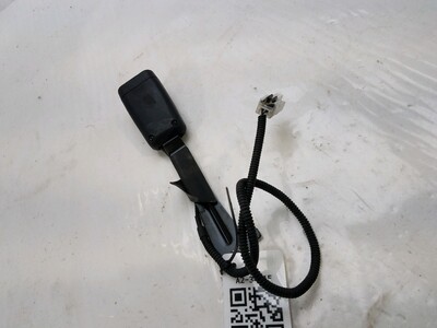 Attache ceinture sécurité avant gauche occasion - Hyundai IX35 - 888302Y200MBS