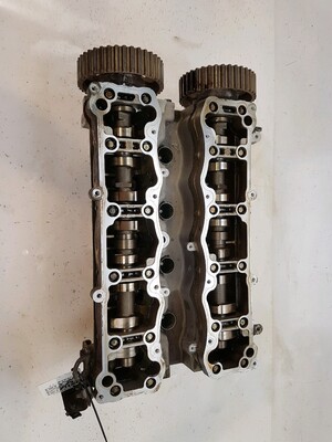 Cylinder head used - Peugeot 1007 - 0200 GZ