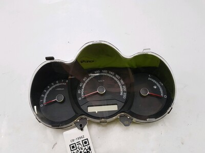 940031P810 KIA VENGA