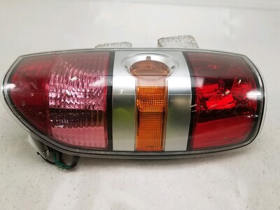 Right rear light used - Mazda BT-50 FREESTYLE - UB9B51150D