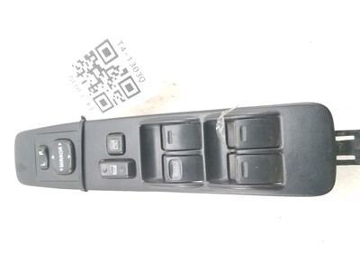 Left window-lift switch panel used - Toyota HILUX PICKUP - 8482060090