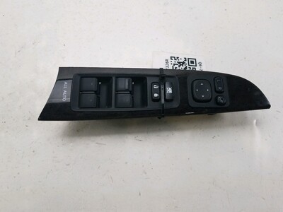 Left window-lift switch panel used - Lexus IS - 8404053110