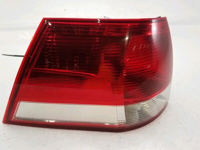 Left rear light used - Opel VECTRA - 93182174