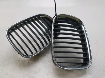 Calandre occasion - BMW SERIE 5 - 51 13 8159316