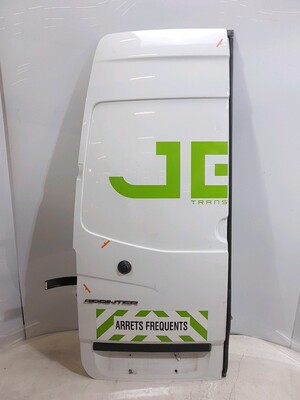 Left rear swing door used - Mercedes SPRINTER - 9067401300