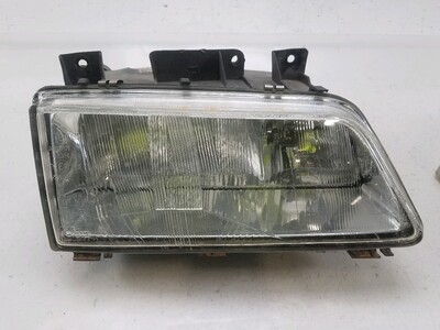 Right headlight used - Peugeot 405 - 6205 E4