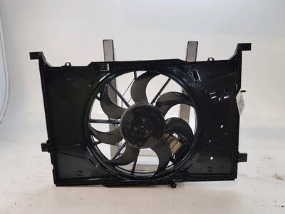 616GPA00689C1GO Mercedes CLASSE B