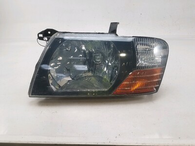 Left headlight used - Mitsubishi PAJERO - MR598117