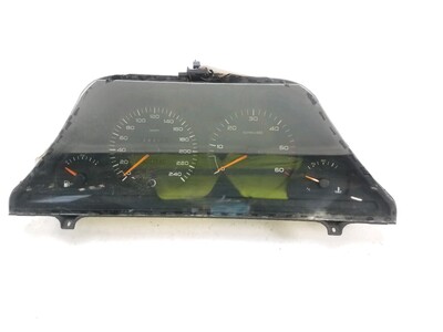 6101 Y1 Peugeot 605