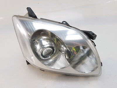 Right headlight used - Toyota AVENSIS - 8113005190