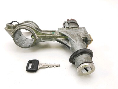 1382378 Volvo 240