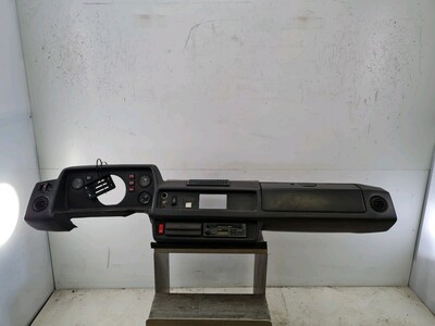 Dashboard used - Mercedes GAMME T1 - GPA-23-0025473